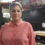 Arezoo Mojaverian activista iraní en Madrid defendiendo los derechos de las mujeres de Irán