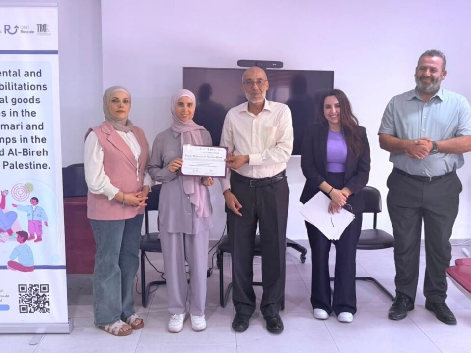 Mujeres voluntarias durante una formación en Primeros Auxilios Psicológicos en Cisjordania