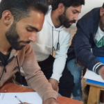 Jóvenes participando en un taller de igualdad y prevención de la violencia de género en Bar Elias, Líbano